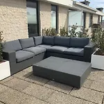 Sea View Penthouse 아파트