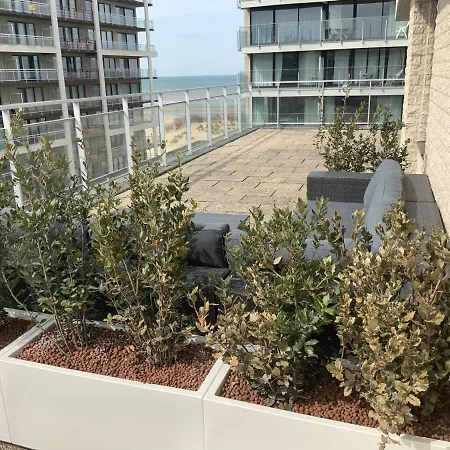 Sea View Penthouse Lejlighed