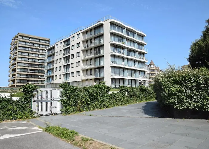 Sea View Penthouse Appartement De Panne