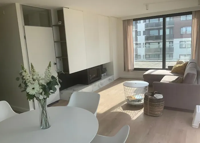 Sea View Penthouse *